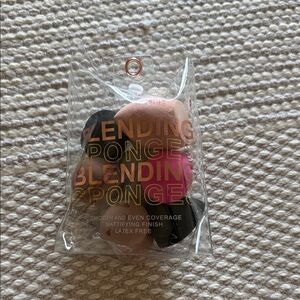 NEW Beauty Concepts 8 Blending Sponges
